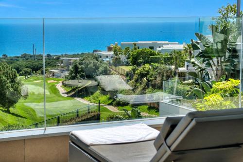 3070 Cabopino Luxury Apartment - Marbella