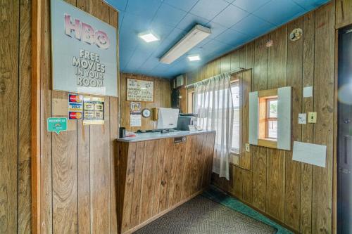 Előcsarnok, OYO Budget Inn Falfurrias Hwy 281  in Falfurrias (Texas)