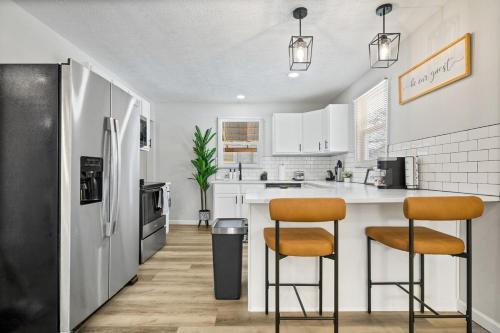 Game Room Retreat with Firepit and Gym, Sleeps 12 near Indianapolis Múzeum