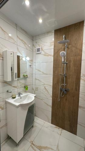 First Line Apartment 2, Balchik (photo 10)