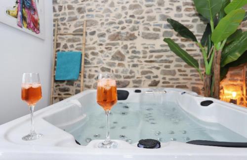La douce nuit appartement jacuzzi fougères - Fougères