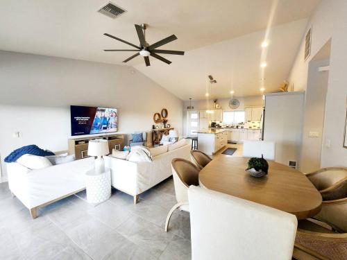 Charlies of Bokeelia in Bokeelia