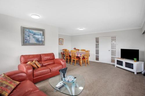 Sunlit Glow Spacious 5BR Home on Ladies Mile, Auckland (fotografie 4)