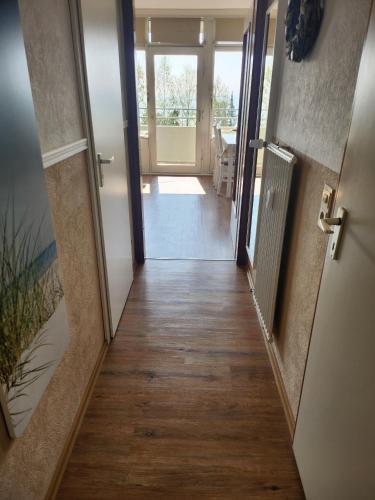Apartment with Sea View image 4