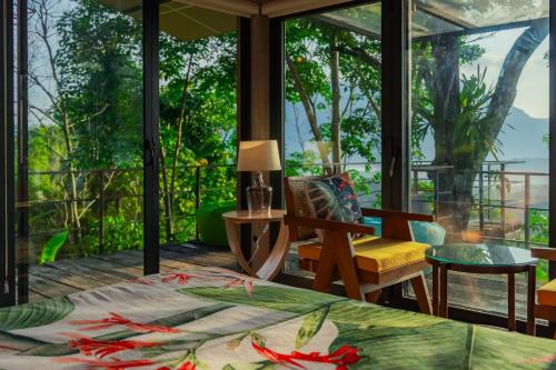 Heliconia Ledge  in 마와넬라