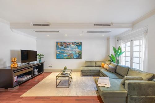 Casa Italia near Hyde Park & Queens Gate, in South Kensington with AC Air Conditioning & Washing Machine Dryer gîte à louer Millennium Bailey's Hotel