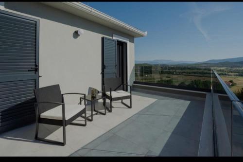 Villa Gold in Karakašica