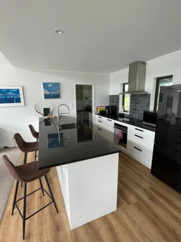 Clifton Bay Cottage in Te Awanga