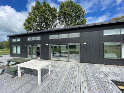 Clifton Bay Cottage in Te Awanga