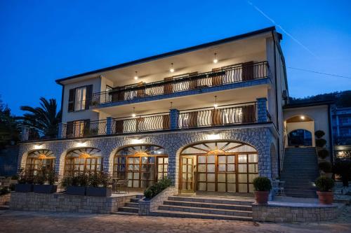 Villa Klaric Apartments - Location saisonnière - Lovran