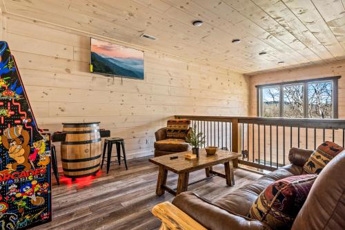 Cabin By The Creek by Avada Properties, Sevierville (Foto 5)