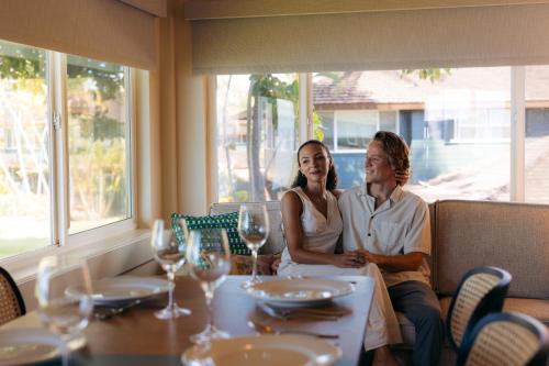 Royal Lahaina Bungalows & Spa - image 12