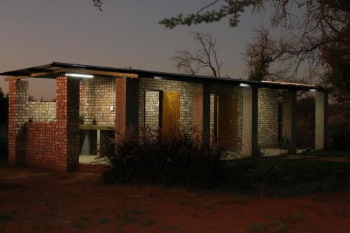 Orpheus Inn Camping in 霍里克薩斯