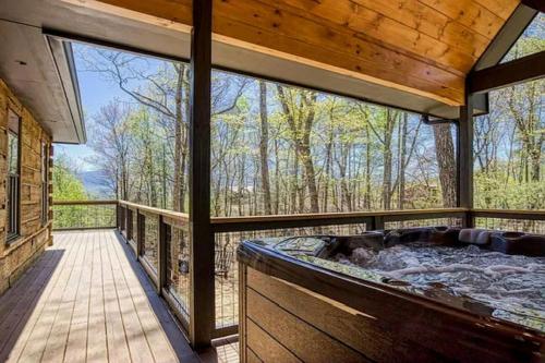 Almost Paradise by Avada Properties, Sevierville
