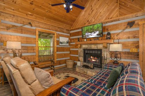 Tiny Pines by Avada Properties, Sevierville (photo 3)