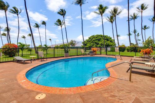 Gorgeous Oceanfront Condo with Spectacular Views! - image 3