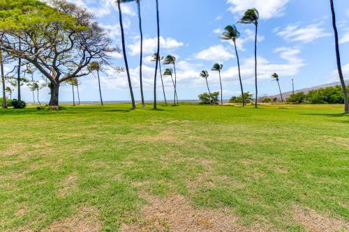 Gorgeous Oceanfront Condo with Spectacular Views! - image 12