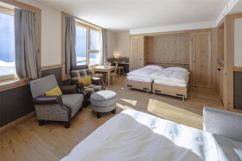1 queen bed