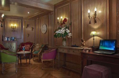Hôtel de la Motte Picquet - image 7
