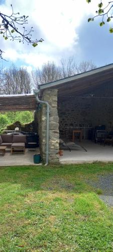 Gîte familial 10 pers spa de juin à septembre (Gite familial 10 pers spa de juin a septembre) in Ferrières (Midi-Pyrenees)