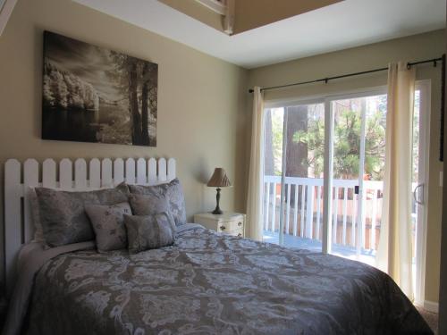 Two-Bedroom House image 8