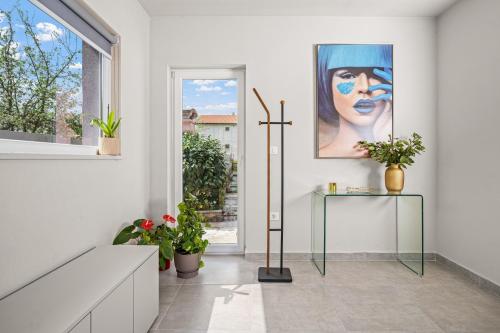 Three-Bedroom Holiday Home  image 1