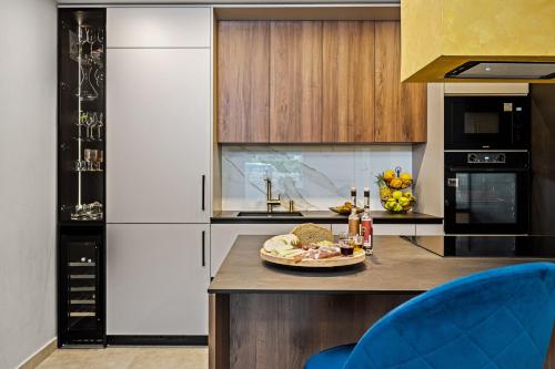 Three-Bedroom Holiday Home  image 6
