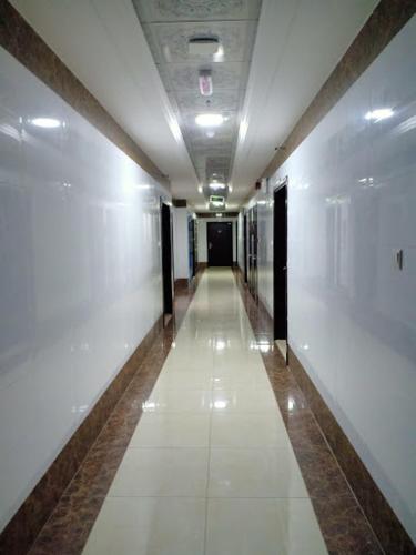 아지만 Luluat Al Khaleej Furnished Apartments Tabasum Group 호텔 로비