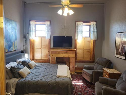 Del Norte Grande Avenue Apartments in Del Norte, USA