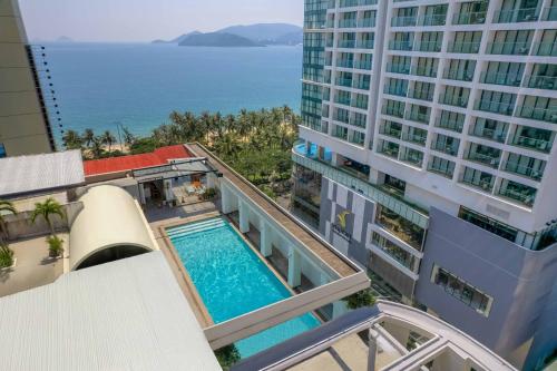 Swimming pool, Rembrandt Hotel Nha Trang in Nha Trang
