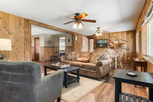 Hidden Maples Hideaway in Utopia (TX)