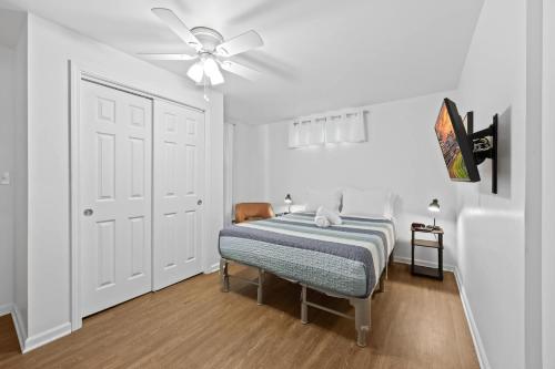 2-Story Shipping Container Retreat Unit #5 & #6 in Louisville, USA