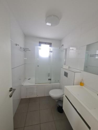 Apartment with Sea View image 10