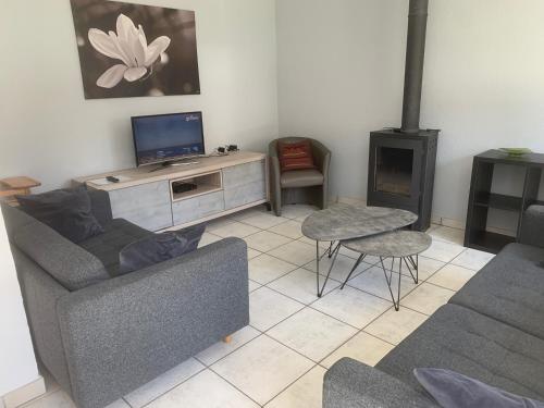 Three-Bedroom Holiday Home  image 9