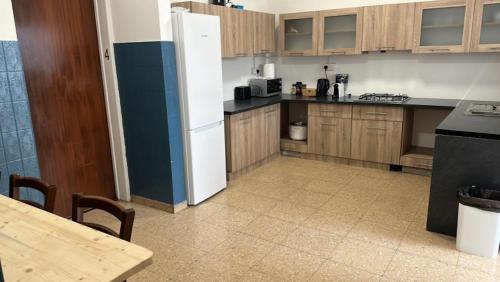 Kitchen, Unique City Hostel 100 meters from Beach in Larnaca