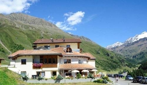 Hotel Alpenjuwel 5