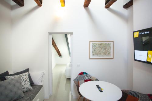 Malasaña Central Suites - image 9