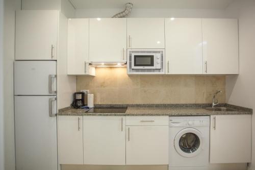 Malasaña Central Suites - image 14