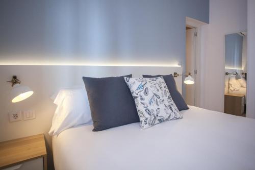 Malasaña Central Suites - image 4