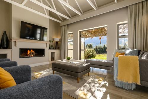Stellenbosch Luxury Apartments — other in 310 Helshoogte Road, Stellenbosch, 7600, South Africa
