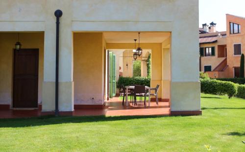 A szálláshely kívülről, Lugana Resort & Sporting Club in Bassana