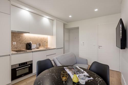 Charm Studio – Lisbon Getaway - image 12