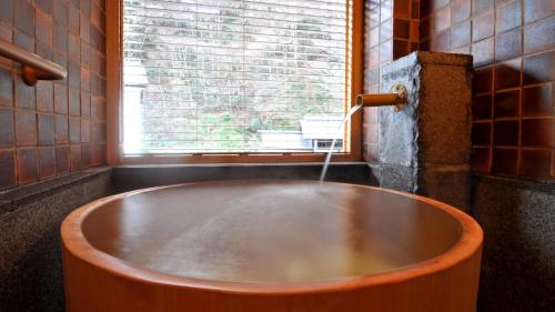 Japanese / Western Style Room with Semi-Open Bath (B)