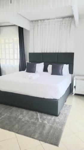 Three bedrooms apartment