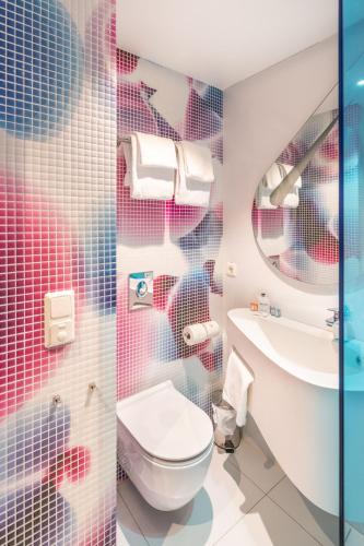 Magic Hotel Xhibition - image 10
