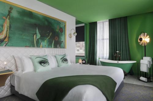 room detail thumbnail 0