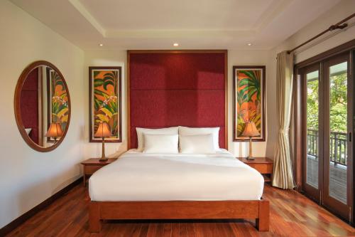 Three-Bedroom Villa image 10