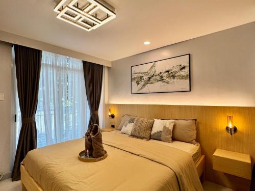 Pico De Loro 2BR Condo Unit in Pico de Loro (Cutad) Cove