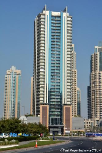 Luxury Family Studio Close to Dubai Mall and Burj Khalifa, Дубай (фото 2)