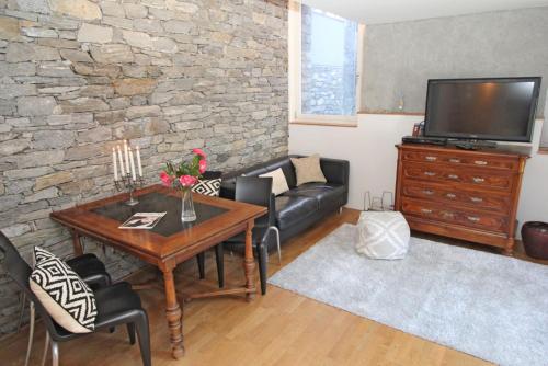 Rustico Al Stradon by HolAp SA in Avegno